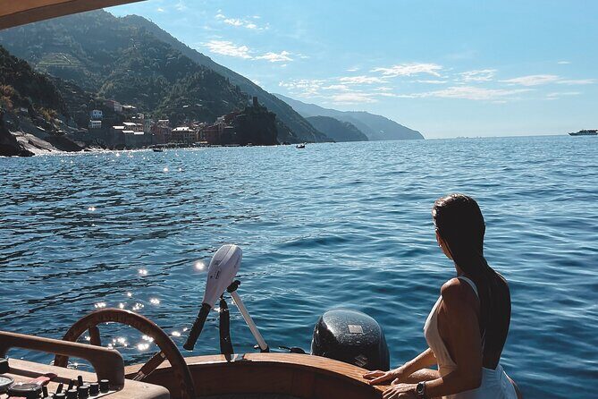 3 Hour shared Cinque Terre tour + Swim Stops at Secluded Beaches! - The Best Part: Photo-Ready Views of All Five Cinque Terre Towns
