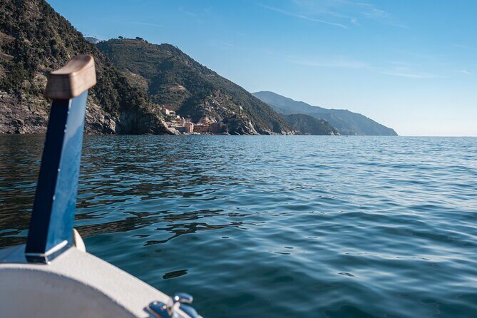 Catch the Sun, Skip the Crowds: 5Terre w Aperitivo&Snorkel - Monterosso: where the boat tour starts (and why that matters)