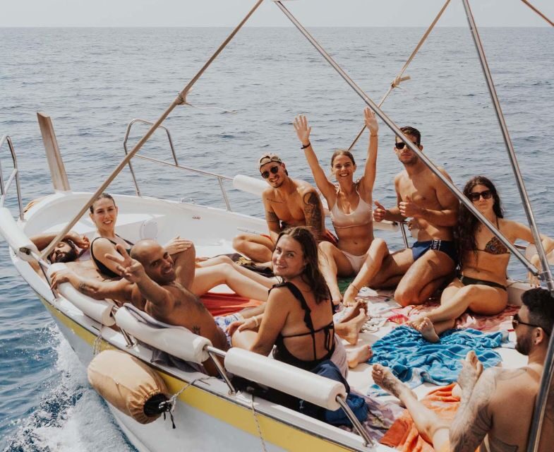 Cinque Terre: 2-Hour Private Boat Tour - Manarola from the water: the first 15 minutes for photos