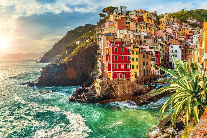 Cinque Terre and Pisa Tower Tour from Florence Semi Private - Stop 3: Manarola exploration time after the ferry ride