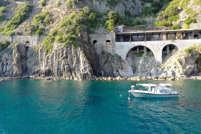 Cinque Terre Boat Tours Experience - Swimming and Snorkeling in the National Park Waters