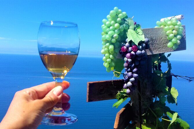 Cinque Terre by train and boat (no ferries in winter) - Key things that make this tour work