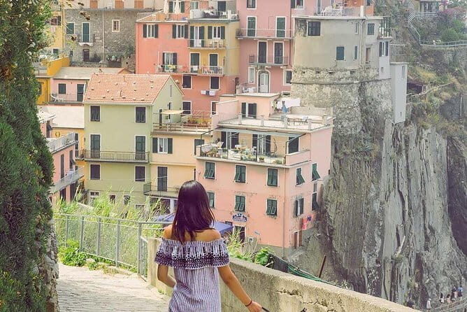 Cinque Terre Day Trip from Florence: Guided Round-Trip Bus - Who should book this Florence-to-Cinque Terre bus day trip