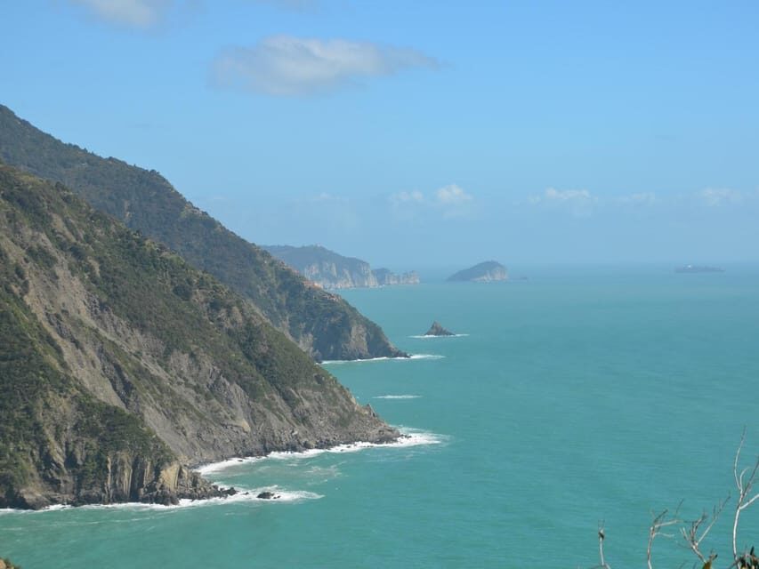 Cinque Terre: Eco Hiking and Wine Tasting - Meeting outside Ristorante La Posada: the start is simple