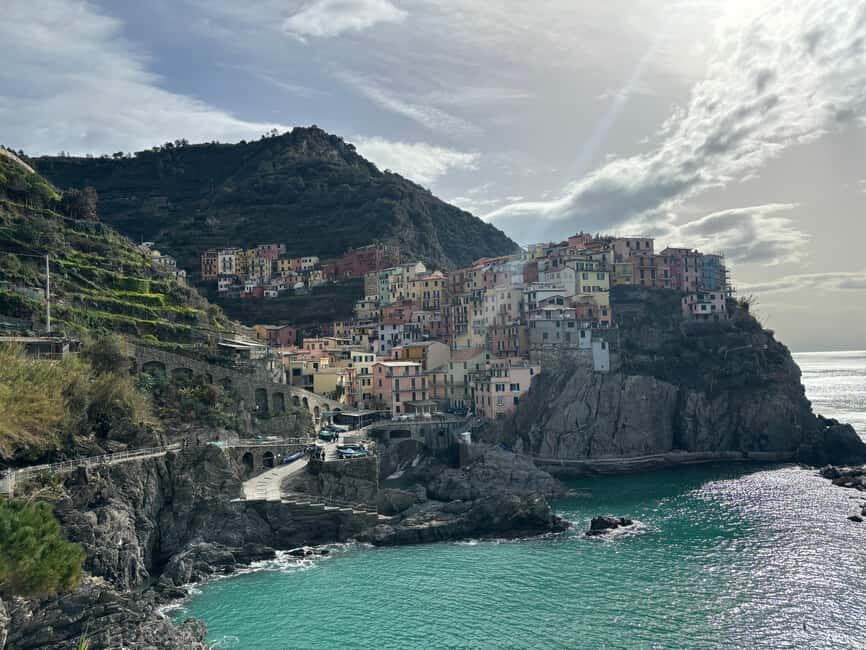Cinque Terre: Full-Day Private Tour from Florence - Corniglia’s Narrow Streets: The Afternoon Pace You Need After the Coast