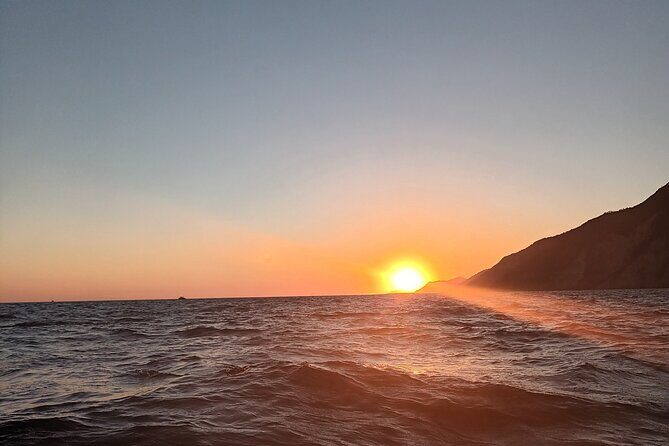 Cinque Terre Private Boat Tour - Corniglia on the cliff: panoramas without a port