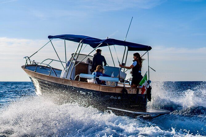 Cinque Terre SHARED boat tour, Amazing Experience - Why this boat day beats the usual Cinque Terre loop