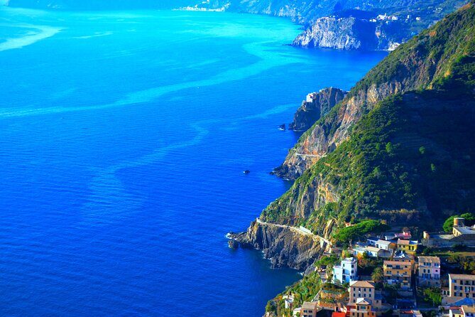 Cinque Terre SHARED boat tour, Amazing Experience - La Spezia meeting point, start time, and small-group expectations