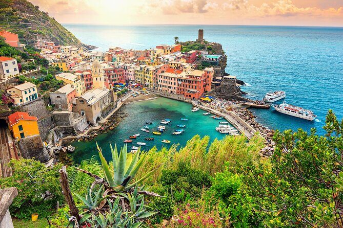 Cinque Terre Small Group or Private Day Tour from Florence - A 7:00 am start that makes the coast feel less crowded