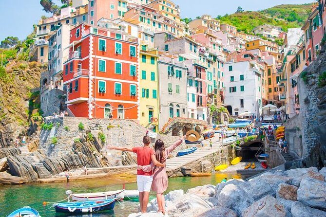 Cinque Terre tour in Small Group from Pisa - Vernazza: guided walking, harbor views, and your next photo burst
