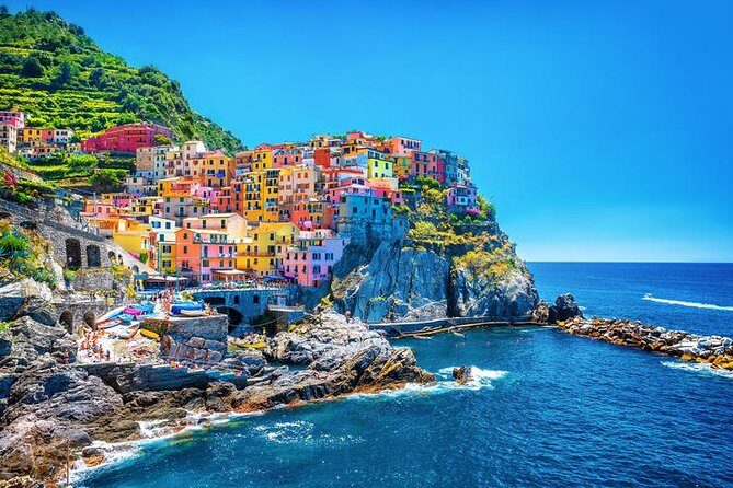 Cinque Terre tour in Small Group from Pisa - Riomaggiore or Manarola first: where the postcard look starts