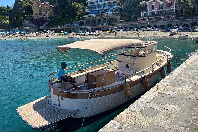Day Boat Tour Cinque Terre & Porto Venere - Vernazza for a quick village taste, then cruise the rest by photo