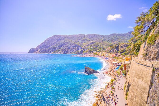 Florence: Cinque Terre Park Day Trip with Optional Street Food - From Florence to La Spezia: The 7:00 AM Start