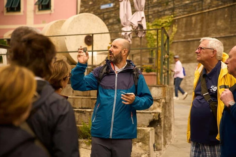 From Florence: Cinque Terre Day Trip with Local Guide - Guides you might meet and why their style matters