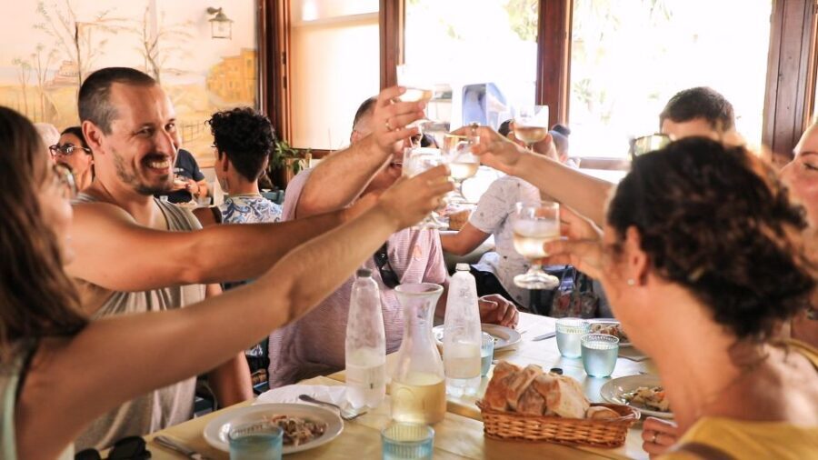 From Florence: Cinque Terre Day Trip with Optional Lunch - Practical Packing: What Actually Helps in Hilltop, Sea, and Sun Days