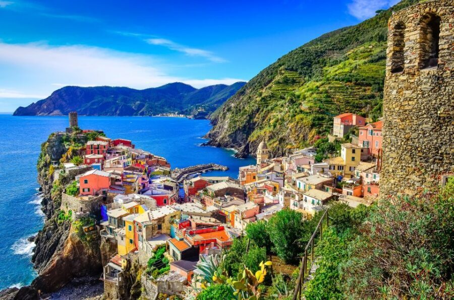 From Florence: Cinque Terre & Pisa Leaning Tower Day Tour - The Van Ride Out of Florence: Pickup, Pace, and Sanity Tips