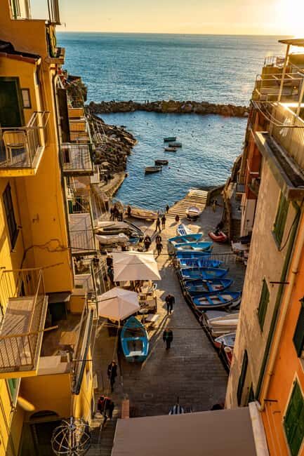 From Florence: Cinque Terre Private Day Trip - Why a Private Van Makes Cinque Terre Work From Florence