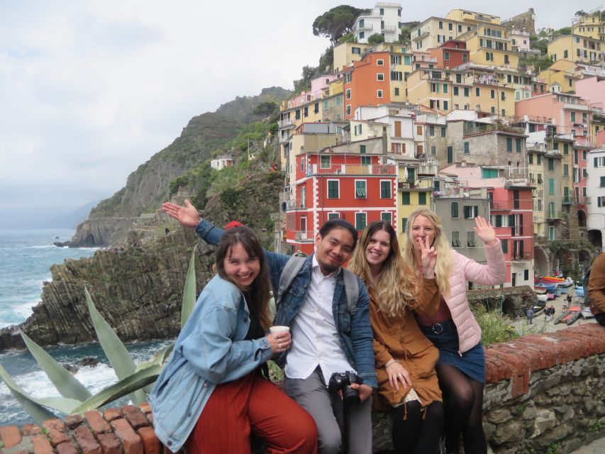 From Florence: Pisa and Cinque Terre Day Tour - Small Group - Vernazza: your balanced mix of scenery and breathing space