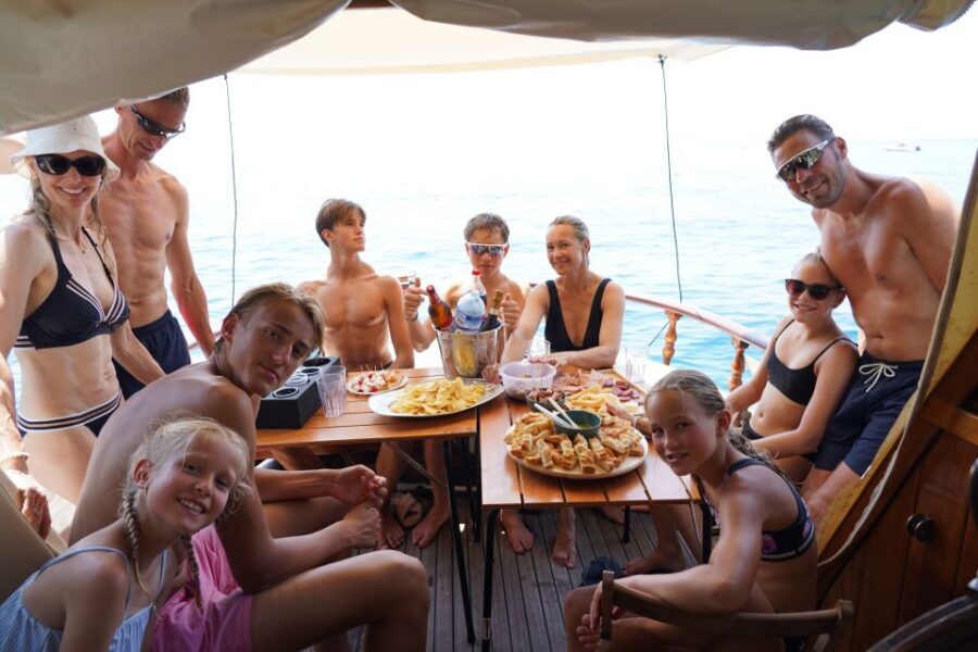 From La Spezia: Cinque Terre Boat Tour with Lunch and Wine - The Cinque Terre village cruise: where the views do the talking