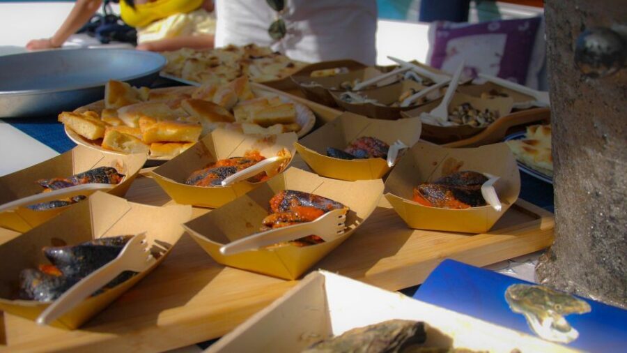From La Spezia: Cinque Terre Boat Trip with Food Tastings - From Porto Mirabello to Portovenere: how the day starts