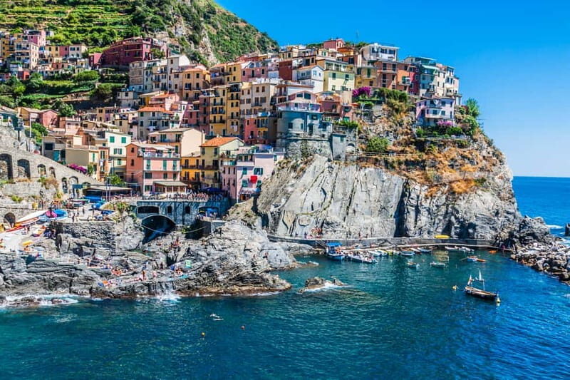 From La Spezia: Cinque Terre Small Group Tour with Limoncino - Vernazza to Monterosso: switching from views to tastes