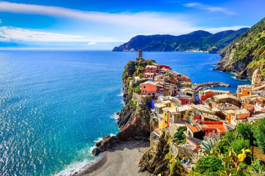 From La Spezia: Highlights of Cinque Terre with A Guide - How the cab-ferry-train combo shapes your day
