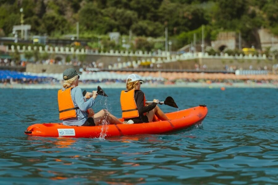 From Monterosso to Vernazza: Guided Cinque Terre Kayak Tour - Key highlights at a glance