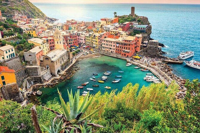 Guided Day Tour on Private Boat to Cinque Terre private boat - Vernazza: the fortified port feeling