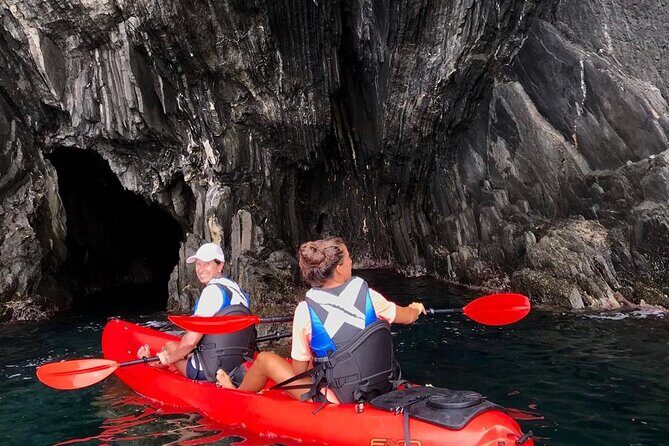 Kayak experience with Carnassa Tour in Cinque Terre + Snorkeling - Snorkeling Break in a Waterfall Alcove: What You’ll See and When