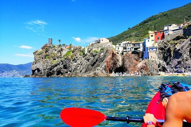 Kayak tour from Monterosso to Vernazza - Kayaking Monterosso to Vernazza: why it feels so different