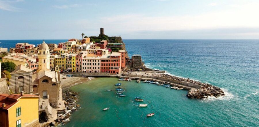 La Spezia: Cinque Terre and Portovenere Full-Day Boat Tour - Portovenere and the Gulf of Poets: the first wow factor