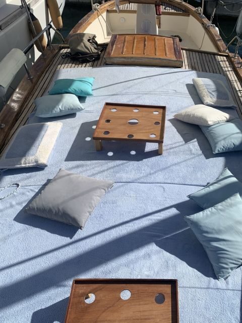 La Spezia: Cinque Terre and Portovenere Full-Day Boat Tour - From Scoglio Ferale to Le Rosse: red rocks and swim time