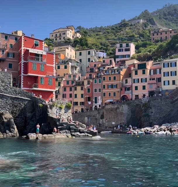 La Spezia: Cinque Terre National Park Boat Tour - Riomaggiore tastings, Corniglia brunch, and the cave-and-jump break