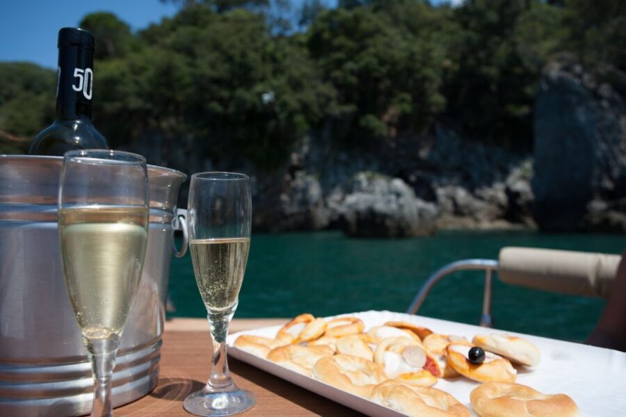 La Spezia: Cinque Terre, Portovenere, Golfo dei Poeti Cruise - Portovenere in 30 minutes: UNESCO views you can actually savor
