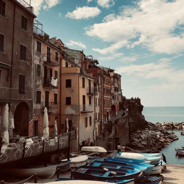 La Spezia: Cinque Terre Rainbow Village Coastal Road Tour - La Spezia to Cinque Terre by coastal road: how the day really works