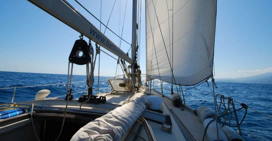 La Spezia: Full-Day Cinque Terre Sailing Tour - Who this fits best