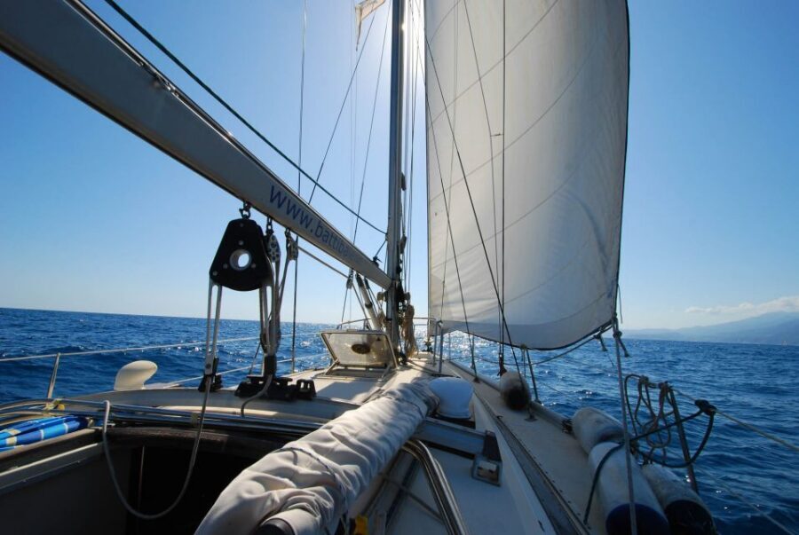 La Spezia: Full-Day Cinque Terre Sailing Tour - The appeal of a Cinque Terre sailing day from La Spezia