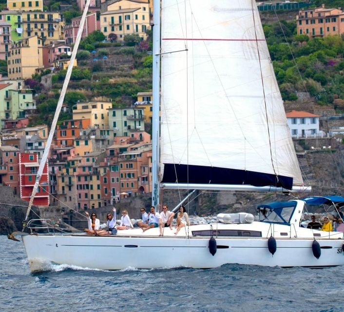 La Spezia : Private Sailboat tour of cinque terre with lunch - Sailing moments: wind, motoring, and hands-on helm time