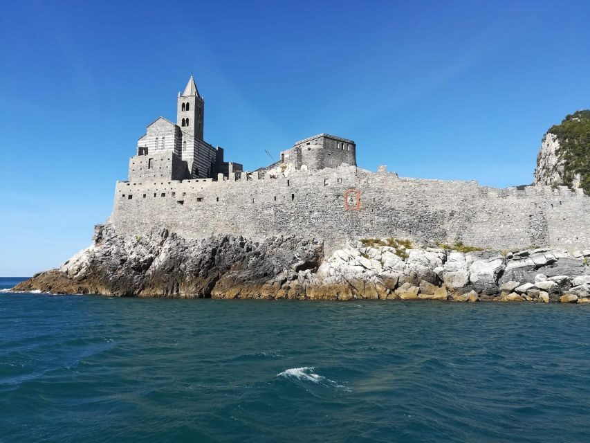 La Spezia : Private Sailboat tour of cinque terre with lunch - Food and drinks onboard: why it’s more than a nice perk