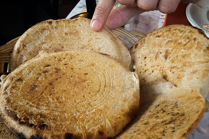 La Spezia: Taste Cinque Terre on a Food Tour by Do Eat Better - Guides and group size: why this feels personal instead of rushed