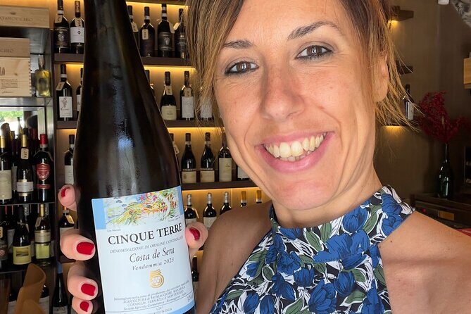Manarola Wine Tasting Experience with Maria - Panoramic terrace stop: sea views, colorful houses, and photo time