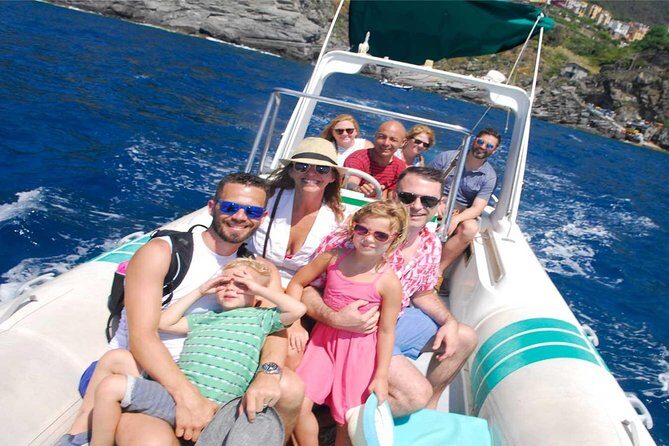 Private Cinque Terre Boat Tour - Meeting Point at Manarola: Quick Walk, Then the Boat