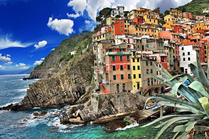 Private Day Trip to Cinque Terre and Pisa from Florence - Price and value: what $499.98 per person is really buying