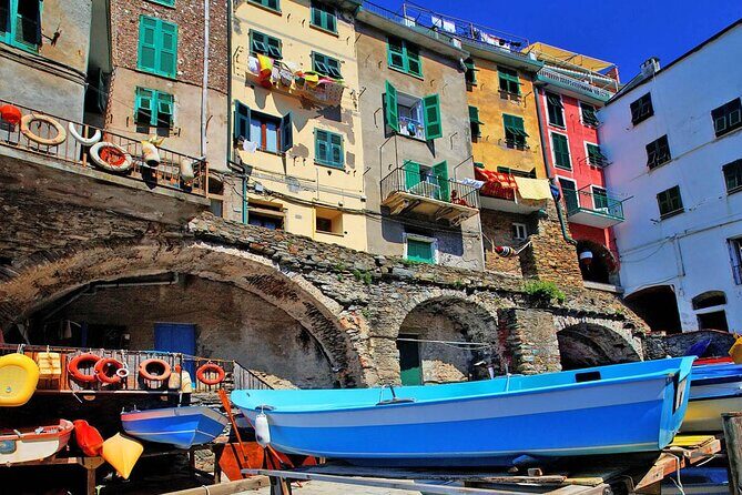 Private Tour: Cinque Terre from La Spezia - Manarola: Small Village, Big Photogenic Payoff