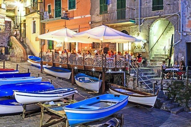 Private Tour of the Cinque Terre from Milan - Stop-by-stop: Riomaggiore, Vernazza, Manarola, and Monterosso