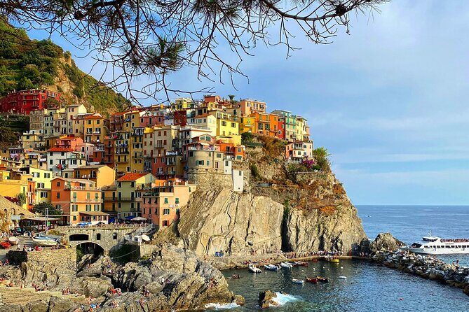 Relaxing Boat Tour with Aperitif in Cinque Terre - Swimming and snorkeling: the best part, with the sea’s caveats