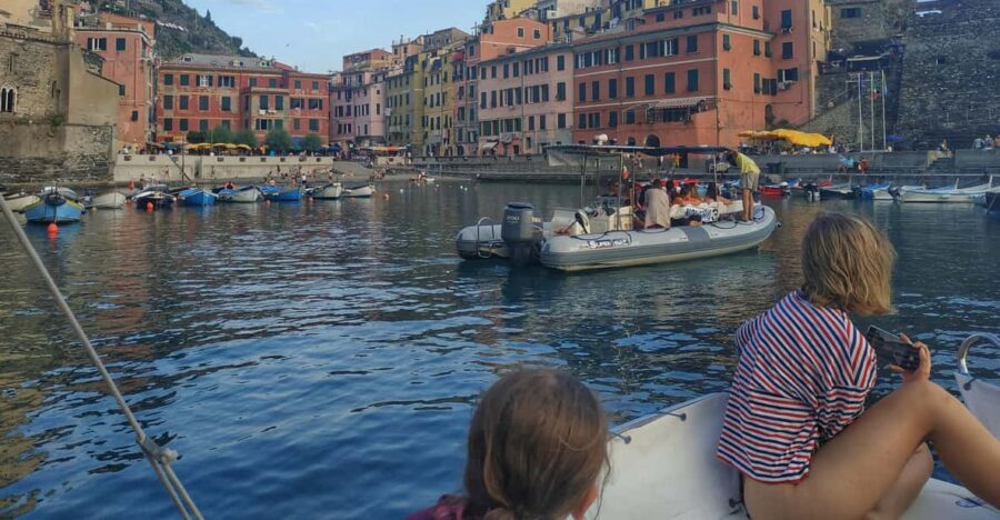Riomaggiore: Cinque Terre Daytime Cruise with Snorkeling - Cruising past all five villages from the sea