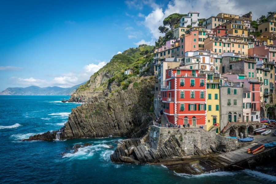 Riomaggiore: Vineyard & Wine Cellar Tour with Wine Tasting - Sciacchetrà, TripleA, and the 5-Wine Tasting in the Cellar