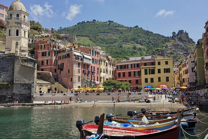 Small Group Day Tour in Cinque Terre and Pisa From Florence - Riomaggiore: cliffside color, a pebble beach moment, then onward by train