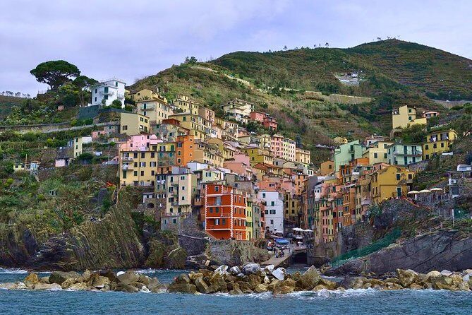 The Best of Cinque Terre Small Group Tour from Lucca - Fitness and mobility: what you need to be comfortable with